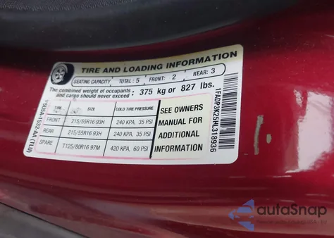 2017 Ford Focus Se z USA, uszkodzony, nr VIN 1FADP3K25HL318936